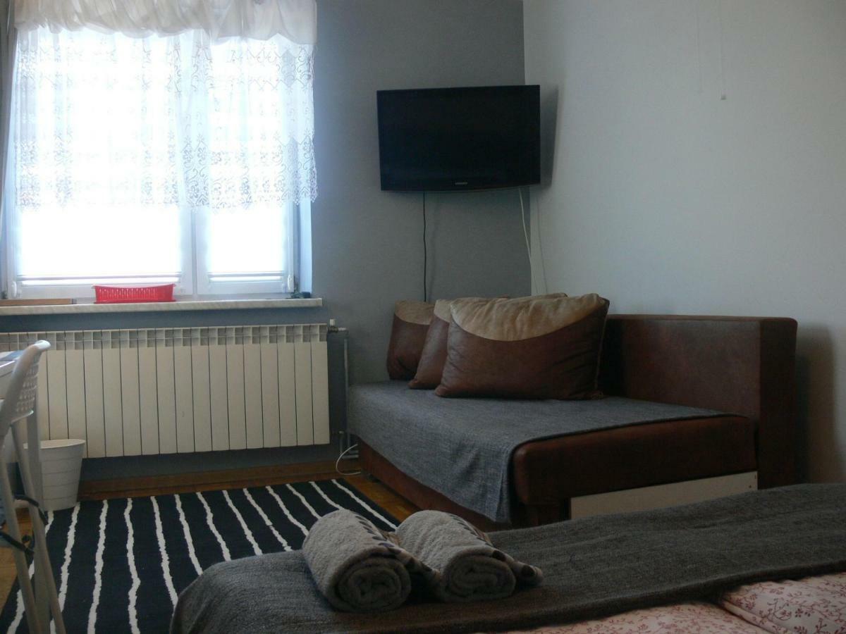 Pokoj Uniejów Exterior foto